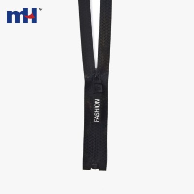No.7 PU Waterproof Nylon Zipper in Black
